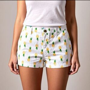 Old Navy Pineapple Print White Chino Short Shorts 8 NWT Summer Chic Artsy Preppy